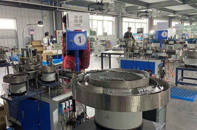 高質量接線端子需要具備哪些條件？置恒電氣“以身作側”告訴您！